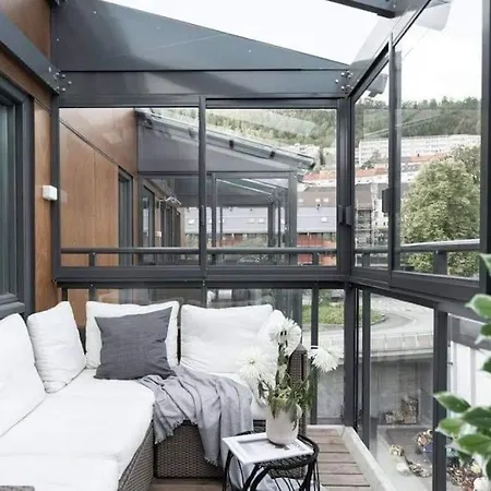 Luxury & Modern By The Ocean برغن